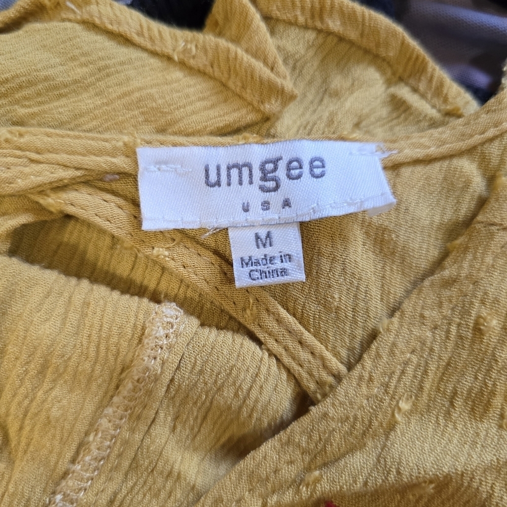 Umgee Floral Embroidered Mustard Blouse Sz M - Picture 5 of 10